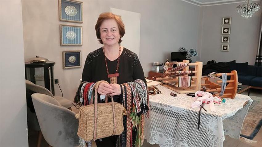 Yolda gördüğü bir afiş hayatını değiştirdi! Unutulmaya yüz tutmuştu, evinde yeniden canlandırdı