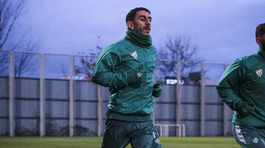 Bursaspor'da Sertaç Çam depremi! Rakip takımla anlaştı