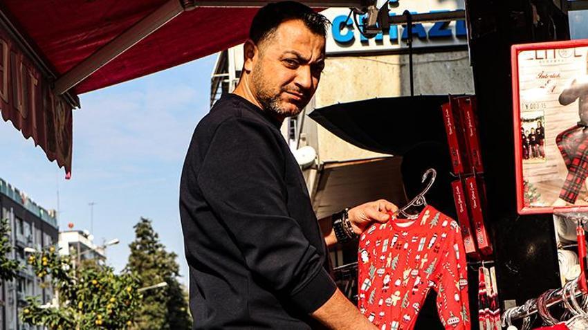 Adana'da kırmızı iç çamaşırı satışında talep patlaması yaşanıyor