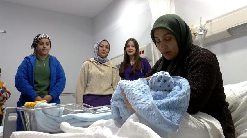 Malatya'da yeni yılın ilk bebeği 'Muhammed Ali' 00.08'de dünyaya geldi
