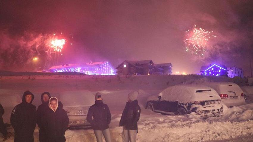 Kayseri Erciyes’te yeni yıl coşkuyla kutlandı