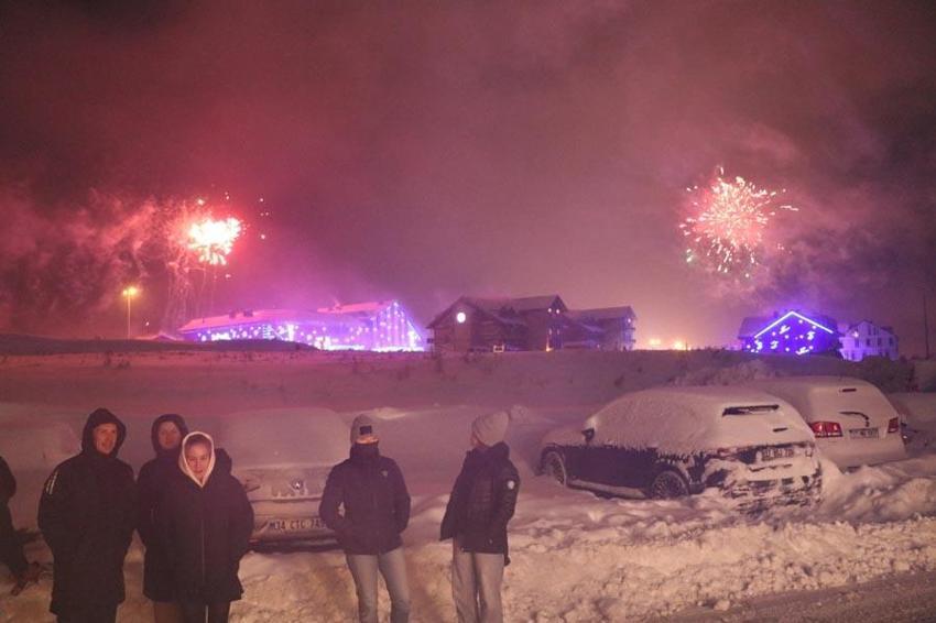 Kayseri Erciyes’te yeni yıl coşkuyla kutlandı