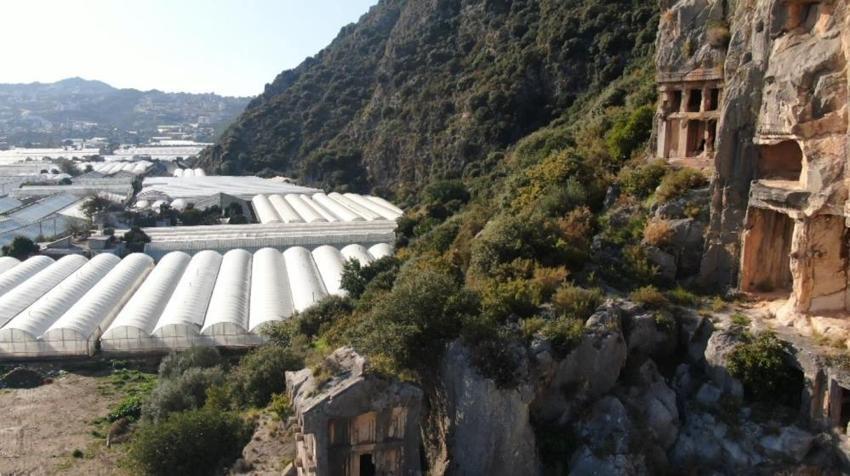 Demre'nin altında devasa bir metropol yatıyor! 9,5 metre derinde keşfedilmeyi bekleyen 'Anadolu’nun Pompei’sinde heyecanlandıran gelişme