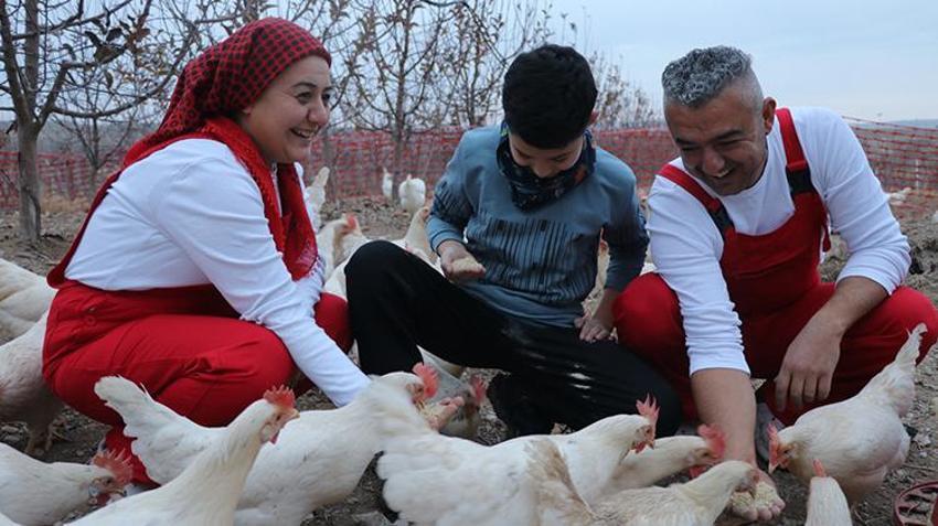 Kayserili karı kocayı akrabaları durduramadı: 'Nasıl istifa edersiniz?'