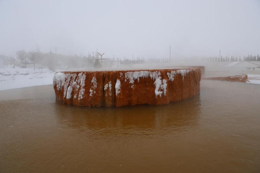 Sivas'ta görenler inanamadı! Lapa lapa kar yağarken oluştu, tam 48 dereceye çıktı