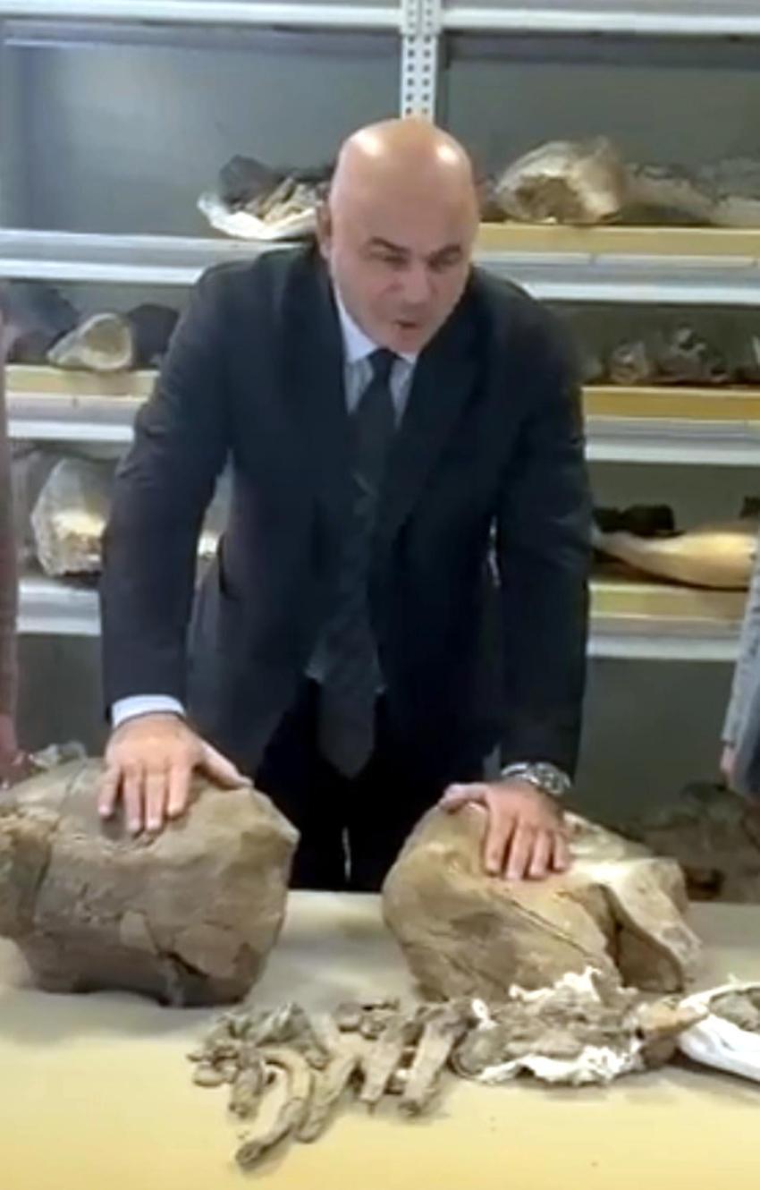 Iğdır'ın köyünde keşfedildi! Dünyada böylesi yok, 10 metre uzunluğunda, 5 metre yüksekliğinde