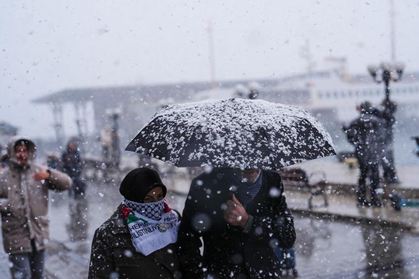 Kar yaşığı, sağanak ve kuvvetli fırtına geliyor! Meteoroloji hava durumu raporuyla illeri tek tek uyardı