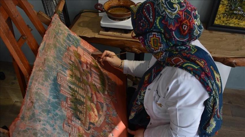 Trabzon'da evinin odasında üretiyor! Tek malzeme yetiyor, Çin, Hindistan almak için sıraya girdi
