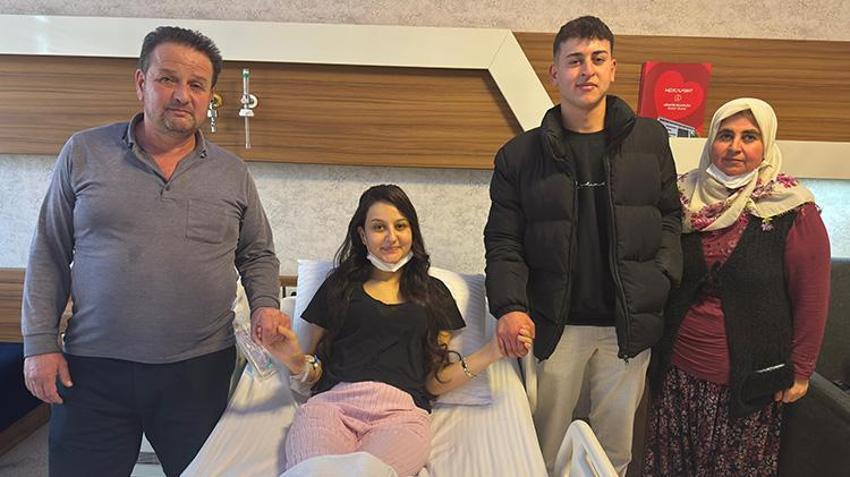 Babasıyla birlikte mantar yedi, kabusu yaşadı! Gece yarısı gelen mucize telefon Medine'nin hayatını kurtardı