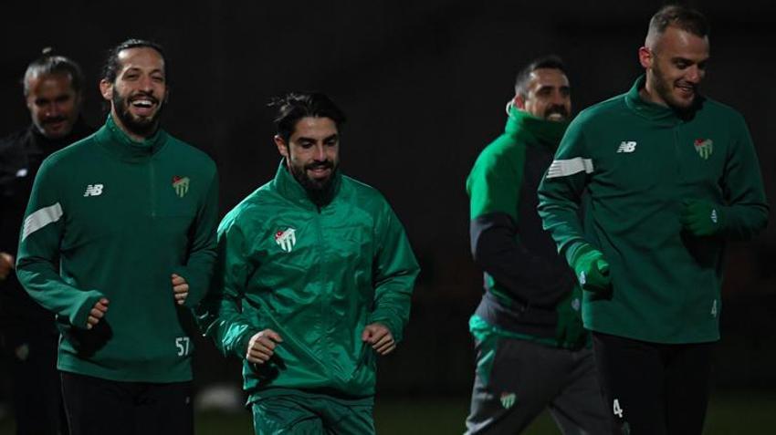 Bursaspor'da Tahsin Tam kararını verdi! Formayı sadece o isimler giyecek