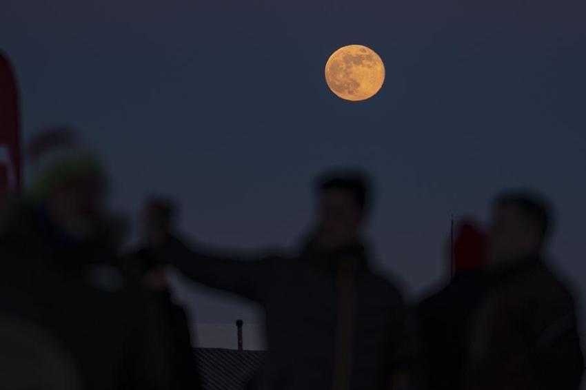 Kars'taki görsel şölen görenlerin nefeslerini kesti!