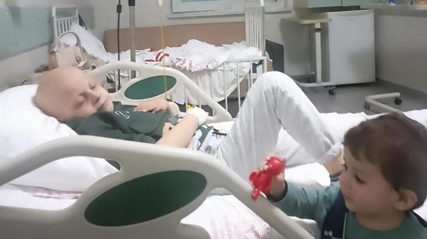 Bursa'dan yürekleri ısıtan görüntü! Mertcan, 3 yıl sonra ilk kez sokağa çıktı