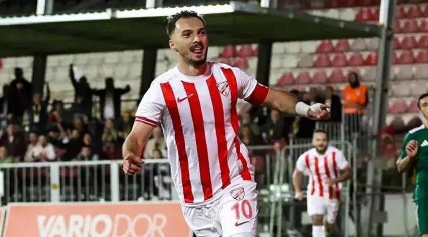 Lider Amedspor'un şampiyonluk hedefi gol kralıyla gerçekleşecek! Ayrılır ayrılmaz teklif yapıldı