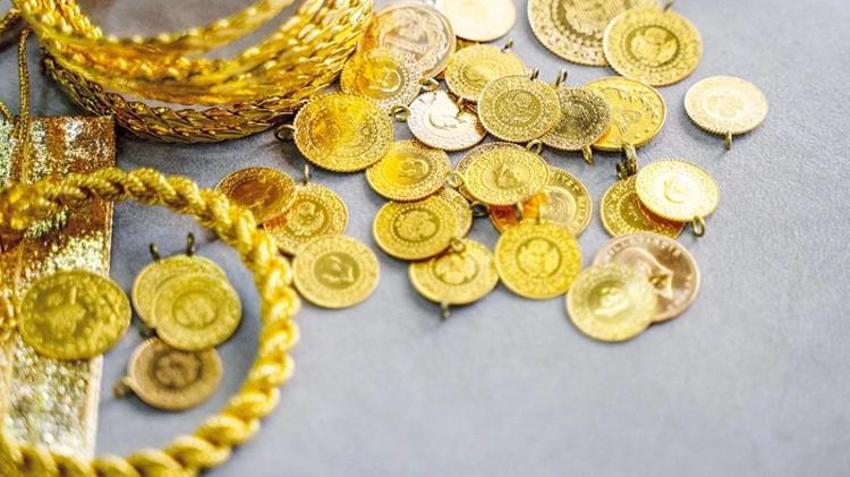 Altın fiyatları uçtu! 5 Ocak 2025 anlık gram, çeyrek, yarım ve cumhuriyet altını fiyatları