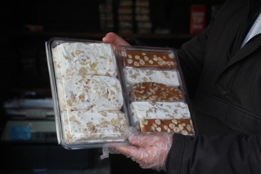 Sadece orada üretiliyor! Yapımı tam 3 gün sürüyor: Satışa çıktığı gibi tükeniyor