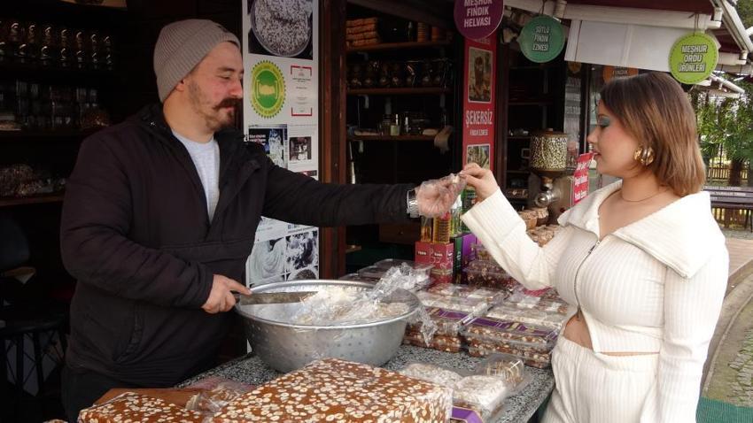 Sadece orada üretiliyor! Yapımı tam 3 gün sürüyor: Satışa çıktığı gibi tükeniyor