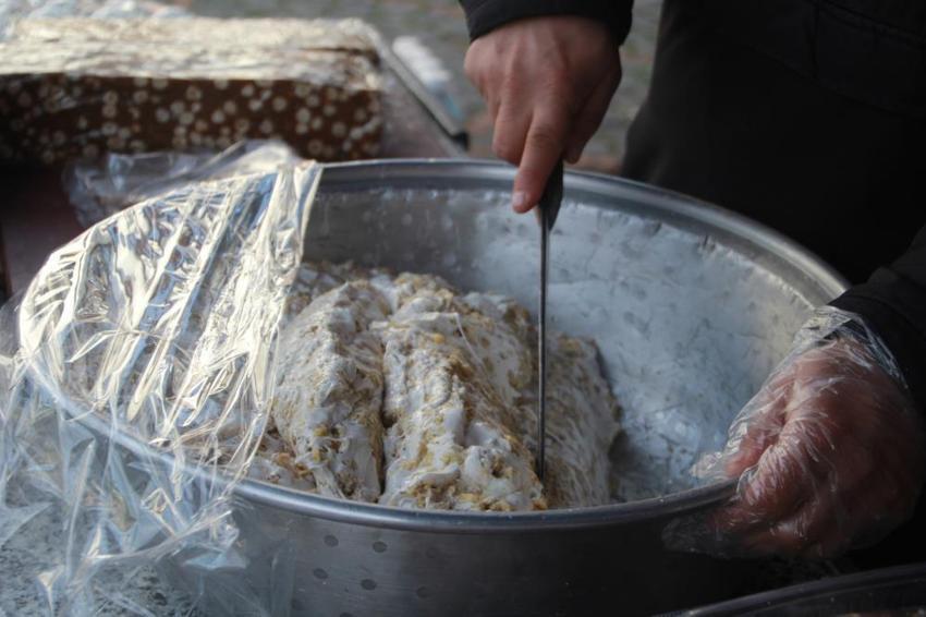 Sadece orada üretiliyor! Yapımı tam 3 gün sürüyor: Satışa çıktığı gibi tükeniyor