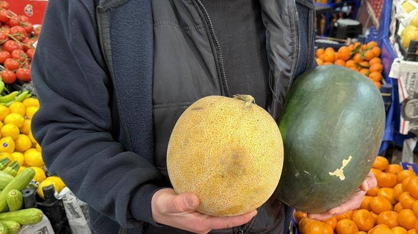 Aşerenler için bu meyveler Singapur'dan geliyor: 5 tanesi bin liraya satılan kiraz ve erik