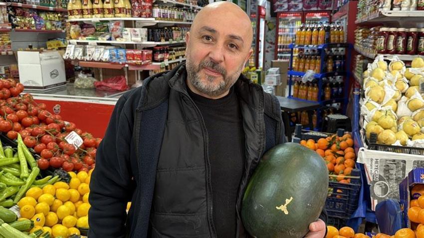 Aşerenler için bu meyveler Singapur'dan geliyor: 5 tanesi bin liraya satılan kiraz ve erik