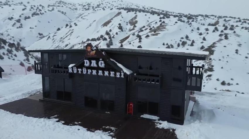 Erzincan'da dağın tepesinde kuruldu: Sadece Türkiye'de değil dünyada bir ilk!