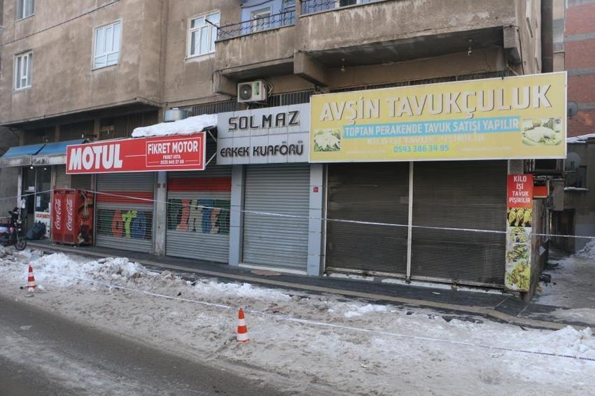 Diyarbakır'da 83 kişi nöbete başladı: Kolon çatlak, hırsızlar iş başında!