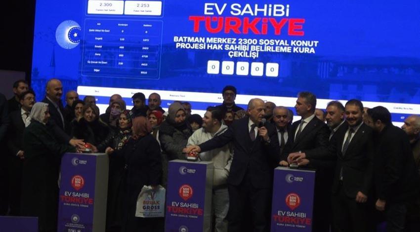 Yüzyılın Konut Projesi'nde kura çekimleri: Batman’da 3 bin 810 konutun hak sahipleri belirlendi