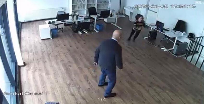 Bursa’da dehşet anları: Plazanın tavanı çöktü, facia kıl payı atlatıldı