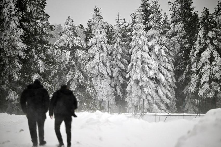 Lapa lapa kar yağışları ve sağanak yağışlar dondurucu soğuklarla beraber dönüyor! Meteoroloji 27 ili uyardı