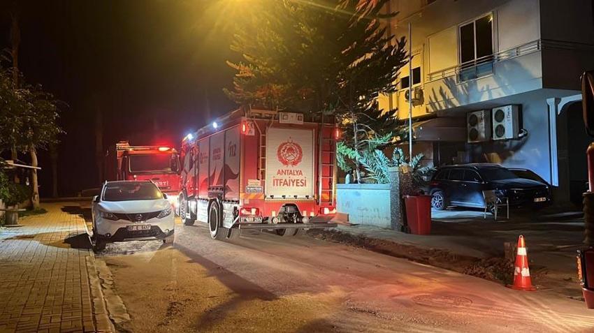 Alanya’da yangın paniği! Animasyoncuların kaldığı personel lojmanında korku dolu anlar