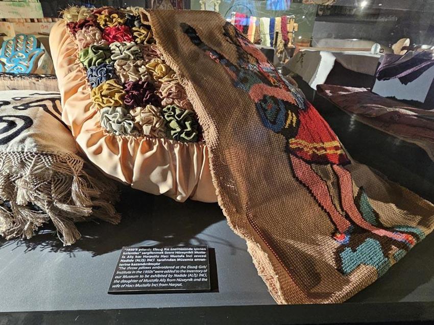 El işi ürünler Elazığ'ın geçmişine ışık tutuyor