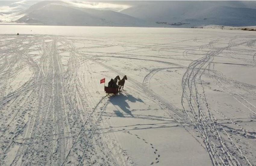Ardahan'da sıfırın altında 20 derecede başladı!