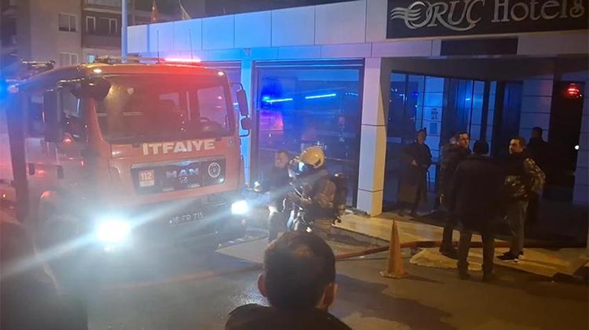 Bursa'da otelde yangın paniği! Binayı duman kapladı, 5 kişi hastaneye kaldırıldı