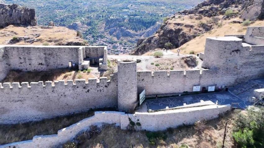 Amasya'da 300 metre yüksekteki hapishaneden ölümcül kaçış! Mahkum Mehmet 5 ayda şifreyi çözdü