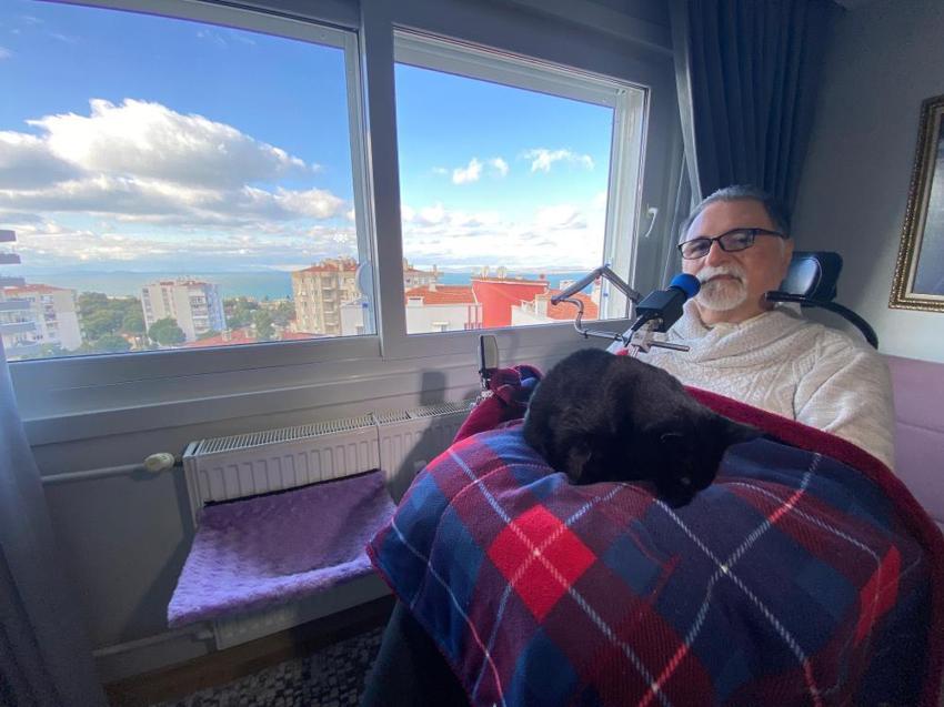 İzmirli doktorun 35 yıllık ALS mücadelesinde beklenmedik engel! Kendi evine santimetrelerle hapsoldu