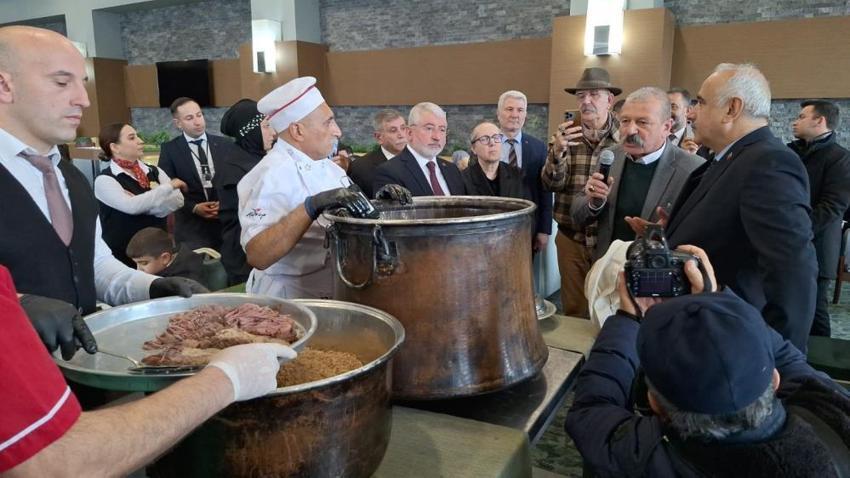 Çorum için tarihi adım: 30 tescilli lezzet UNESCO yolunda! İskilip Dolmasından Hitit mutfağına gastronominin yeni başkenti olmaya hazır!