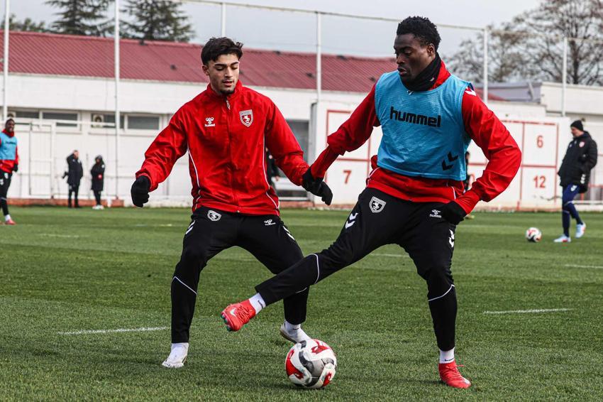 Samsunspor'da Thomas Reis kadroyu değiştiriyor! Yeni transferlere gün doğdu