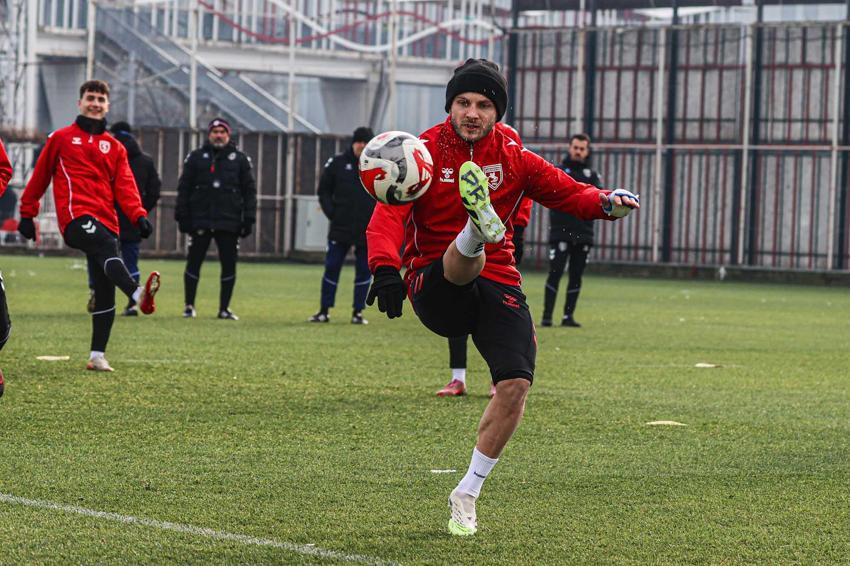 Samsunspor'da Thomas Reis kadroyu değiştiriyor! Yeni transferlere gün doğdu