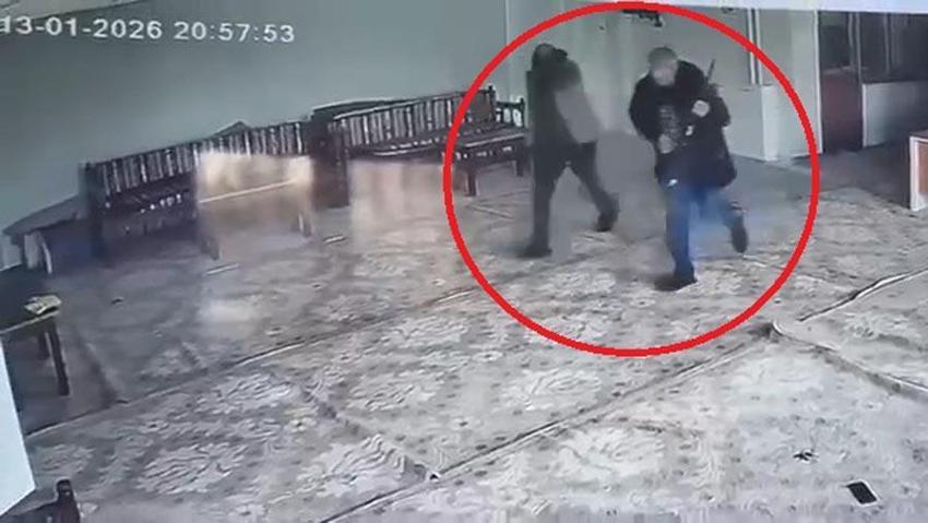 Diyarbakır'da dehşet anları: Husumetli olduğu 2 kişi tarafından pompalı tüfekle öldürüldü