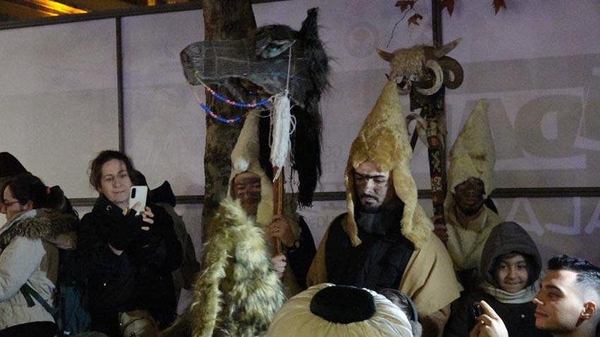 Trabzon'da yüzyıllık 'Kalandar' coşkusu! 13 Ocak akşamı ritüeli başladı: Bolluk ve bereket getirsin