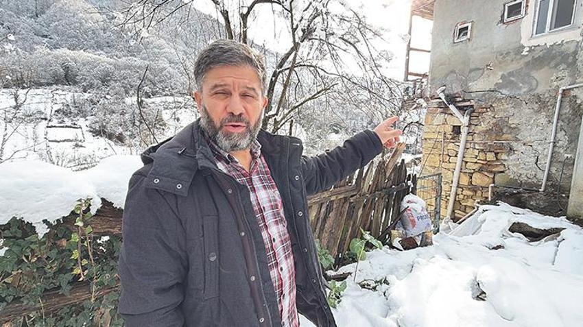 Bartın'da kar eridi heyelan meydana geldi! Onlarca evde yıkılma tehlikesi oluştu