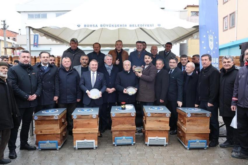 Bursa Büyükşehir'den dağ yöresine arı kovanı desteği