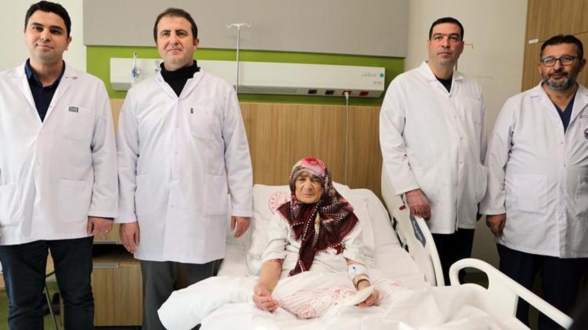 Karın ağrısı şikayetiyle gitti, gerçek hastanede ortaya çıktı! Doktorlar bile şaşkına döndü