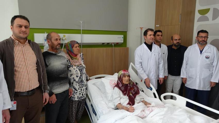 Karın ağrısı şikayetiyle gitti, gerçek hastanede ortaya çıktı! Doktorlar bile şaşkına döndü