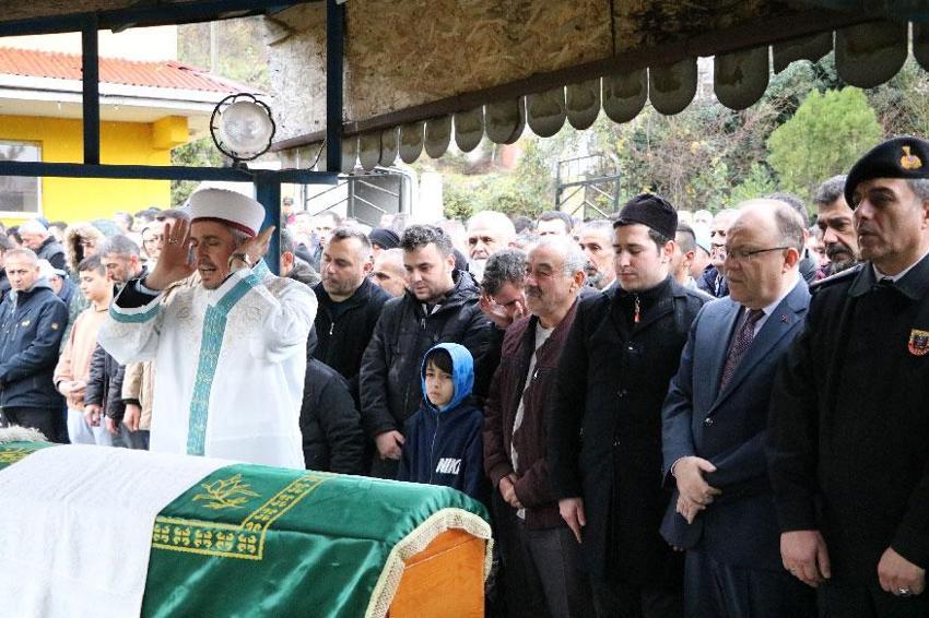 Zonguldak'ta Büşra'nın öldüğü, 19 kişinin ise yaralandığı kazada 6 öğretmenin cezası belli oldu