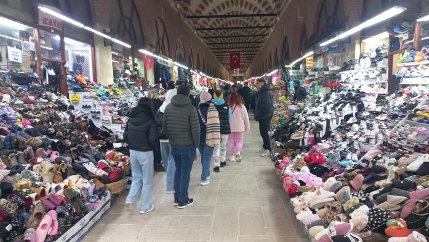 Edirne'nin en işlek caddesinde görüldü: Mağazaları Bulgarlar doldurdu
