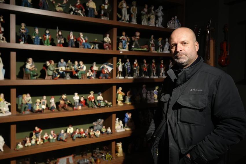 Kocaeli'nde servet değerindeki çakmaklar görenlerin ilgisini çekiyor