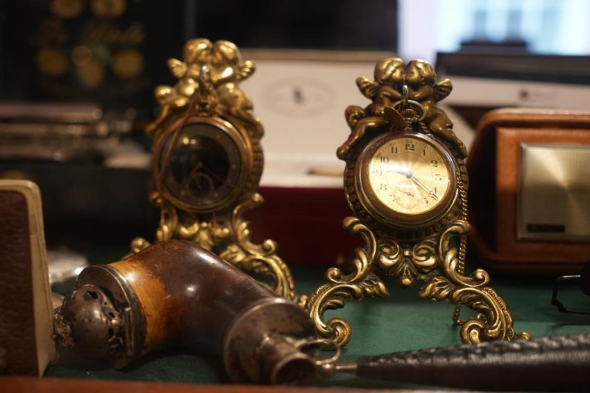 Kocaeli'nde servet değerindeki çakmaklar görenlerin ilgisini çekiyor