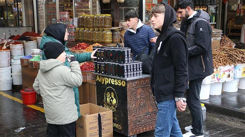 Diyarbakır'da 'Kürt kahvesine' yoğun ilgi! Tadına bakan satın alıyor