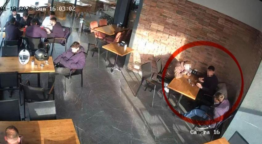 Samsun'da fırında dehşet anları kamerada: Bıçaklı saldırıda 2 kişi yaralandı