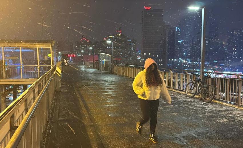 Yoğun kar yağışı ve dondurucu soğuklar geliyor! Meteoroloji'den 9 il için sarı kodlu kar alarmı